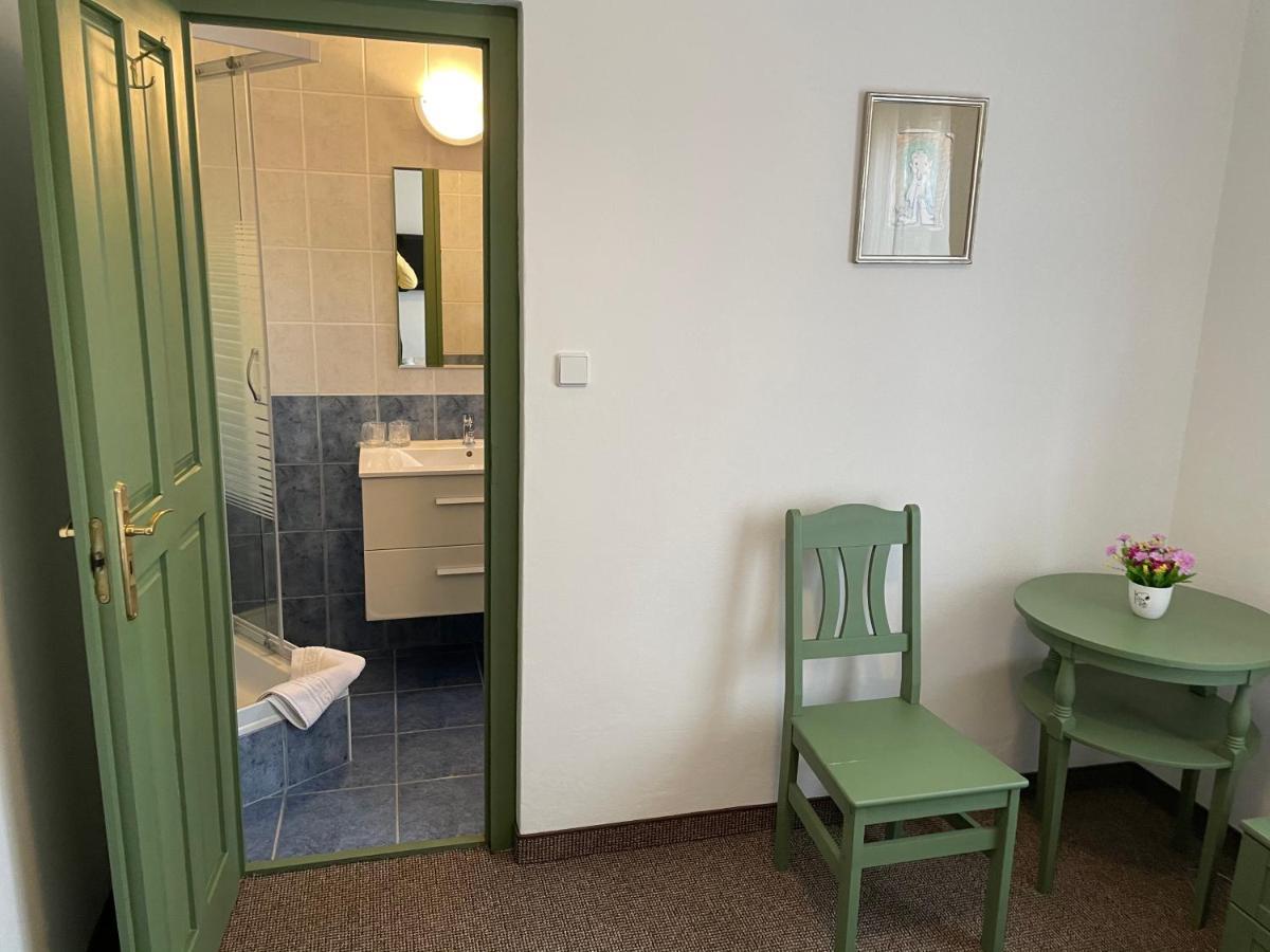 Balatongyörök Villa Astoria المظهر الخارجي الصورة