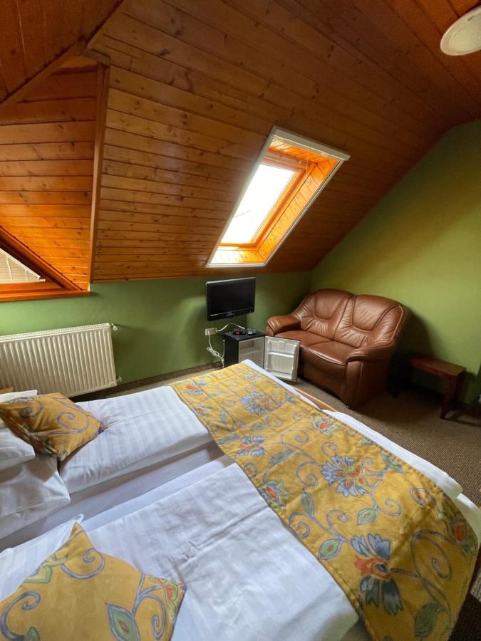 Balatongyörök Villa Astoria المظهر الخارجي الصورة