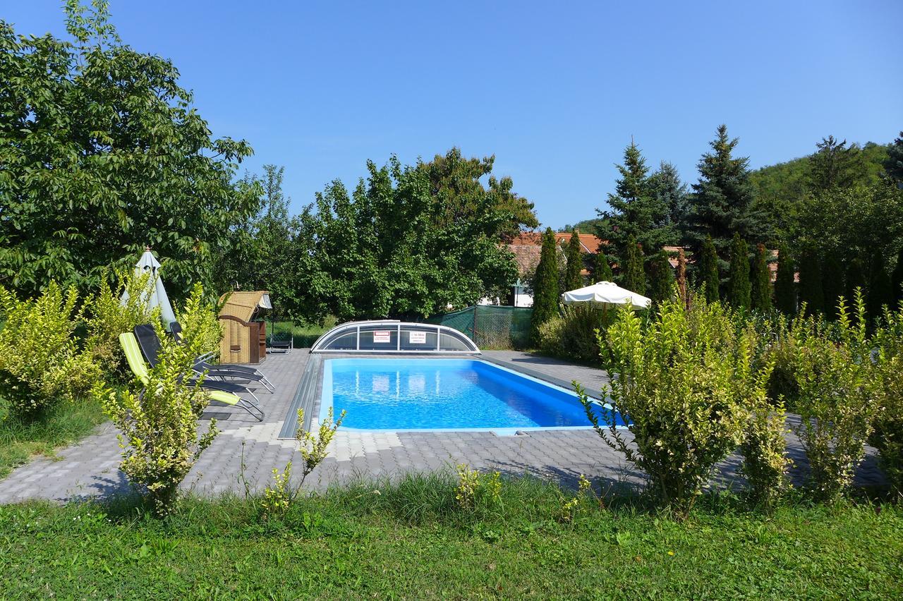 Balatongyörök Villa Astoria المظهر الخارجي الصورة